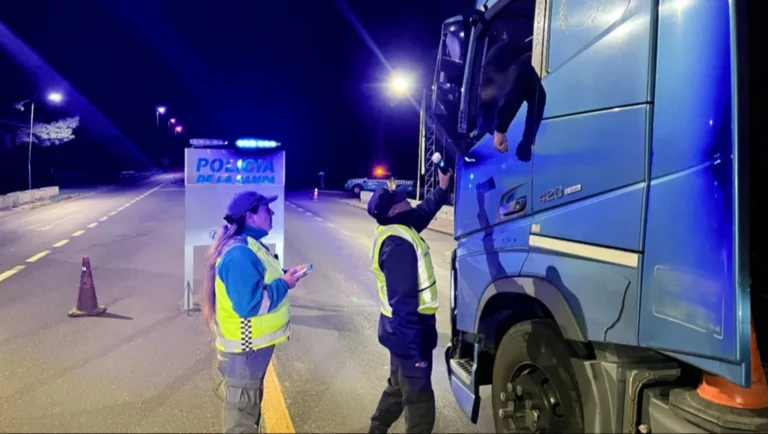 La Pampa: multaron a un camionero por manejar alcoholizado
