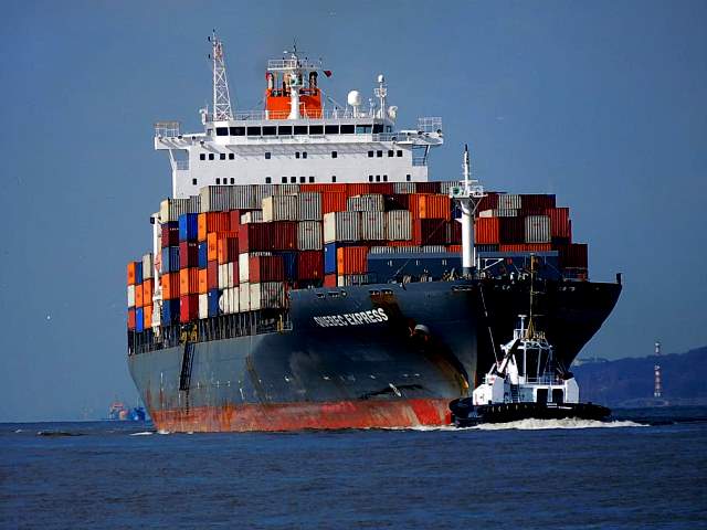 El Gobierno desregula la Marina Mercante y habilita el ingreso de buques extranjeros