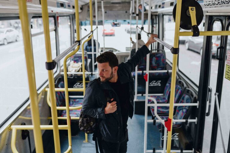 Lanzan una serie documental sobre Buenos Aires contada desde el colectivo