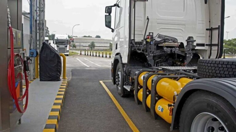 Según Enargas, Argentina contará con 450 estaciones de carga de GNC para transporte pesado en 2026