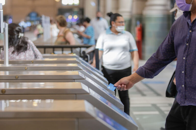 Reportan fallas en el sistema SUBE para abonar viajes en trenes