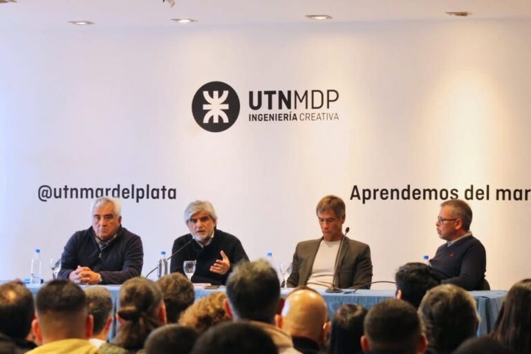 El sindicato de Guincheros destacó la formación de Operador de Grúas Móviles por su importancia para el desarrollo logístico y portuario bonaerense