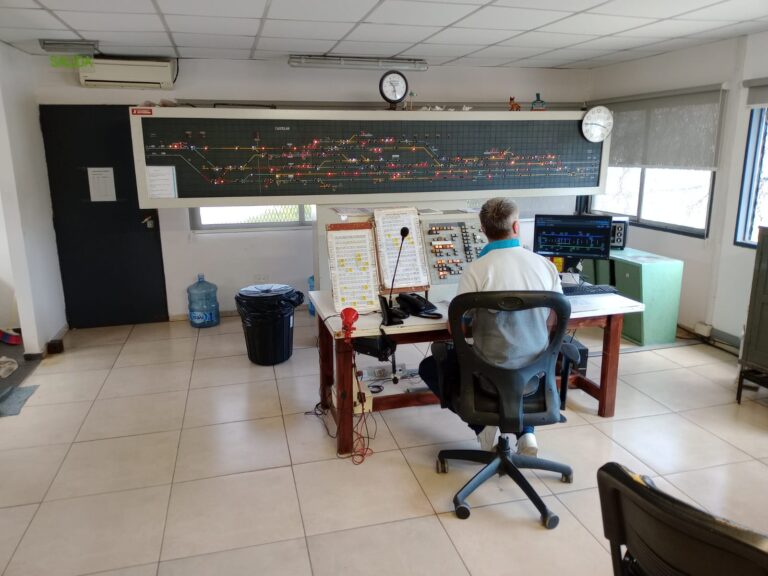 Adjudican obra para renovar señalamiento en el Ferrocarril Sarmiento
